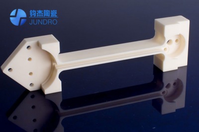 半導體行業(yè)：氧化鋁陶瓷發(fā)展的又一個里程碑！