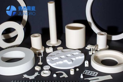 氧化鋁陶瓷如何勝過金屬？