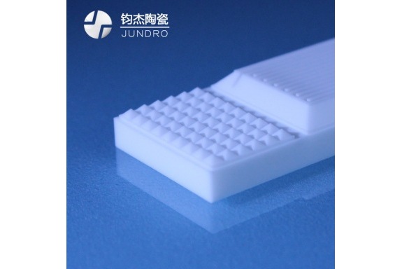 可加工陶瓷在在電子封裝行業(yè)的優(yōu)勢(shì)與應(yīng)用(材料:Macor)